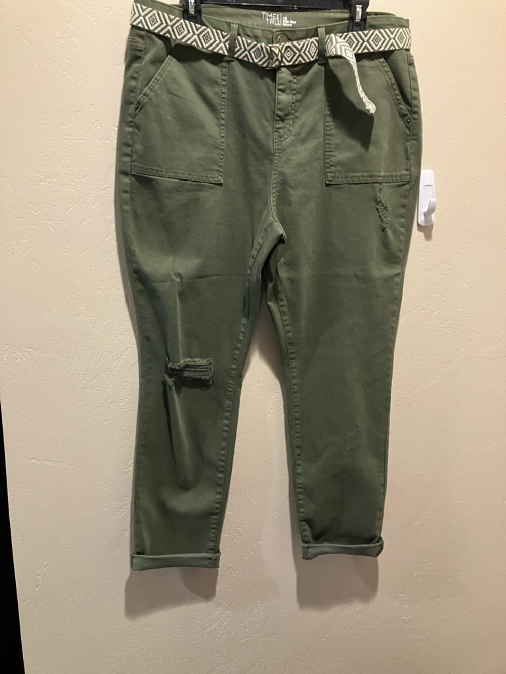 NWOT Time and Tru Olive Green High Rise Skinny Jeans Size 18, 4 Pocket